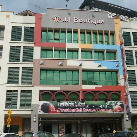 Jj Boutique Hotel - Damansara Perdana Petaling Jaya Buitenkant foto