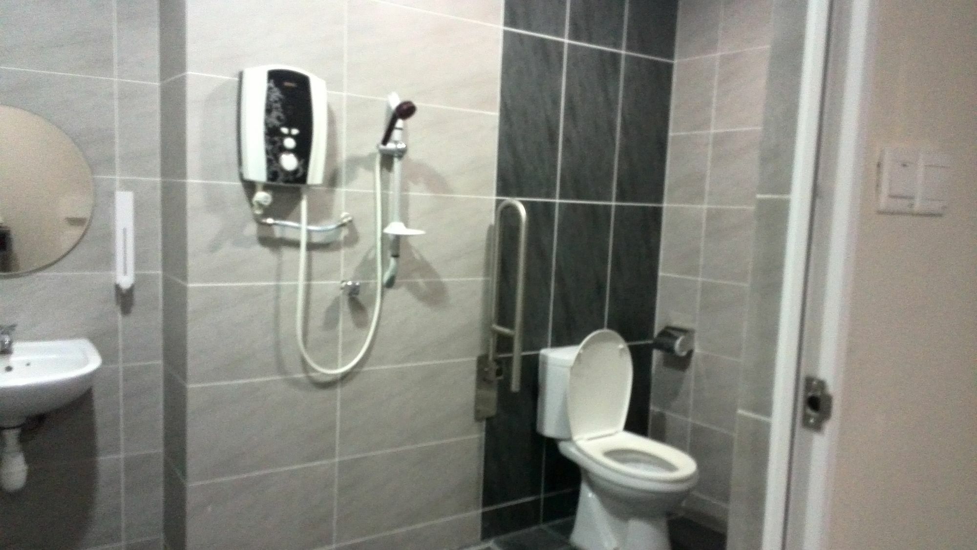 Jj Boutique Hotel - Damansara Perdana Petaling Jaya Buitenkant foto